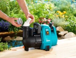 GARDENA Comfort Besproeiingspomp 4000/5 4 GARDENA Comfort Besproeiingspomp 4000/5 -Plantenverzorgings Winkel gardena comfort besproeiingspomp 4000 5 1500x1157 640af5c2becf7 l