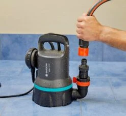 GARDENA Dompelpomp 9000 5 GARDENA Dompelpomp 9000 -Plantenverzorgings Winkel gardena dompelpomp 9000 1500x1383 640af5ac34552 l